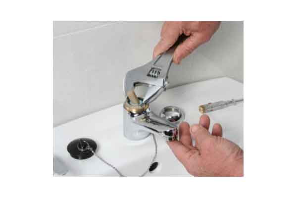 common plumbing issues featured